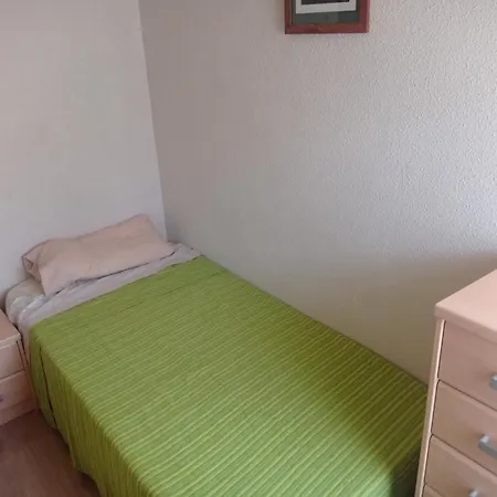 Junto Plaza Del Pilar *